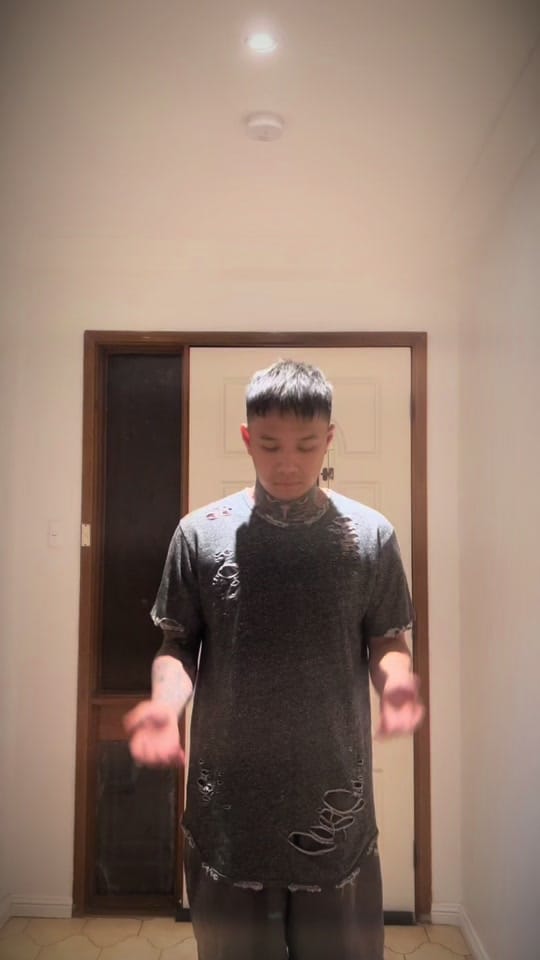 Post 5 by Sony Le on TikTok (video)