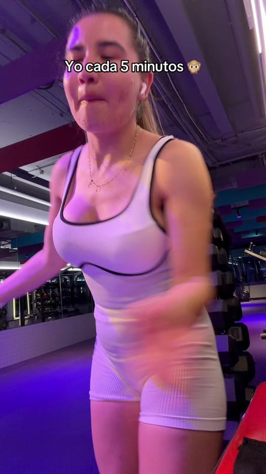 Post 5 by Daniela Ramirez on TikTok (video)