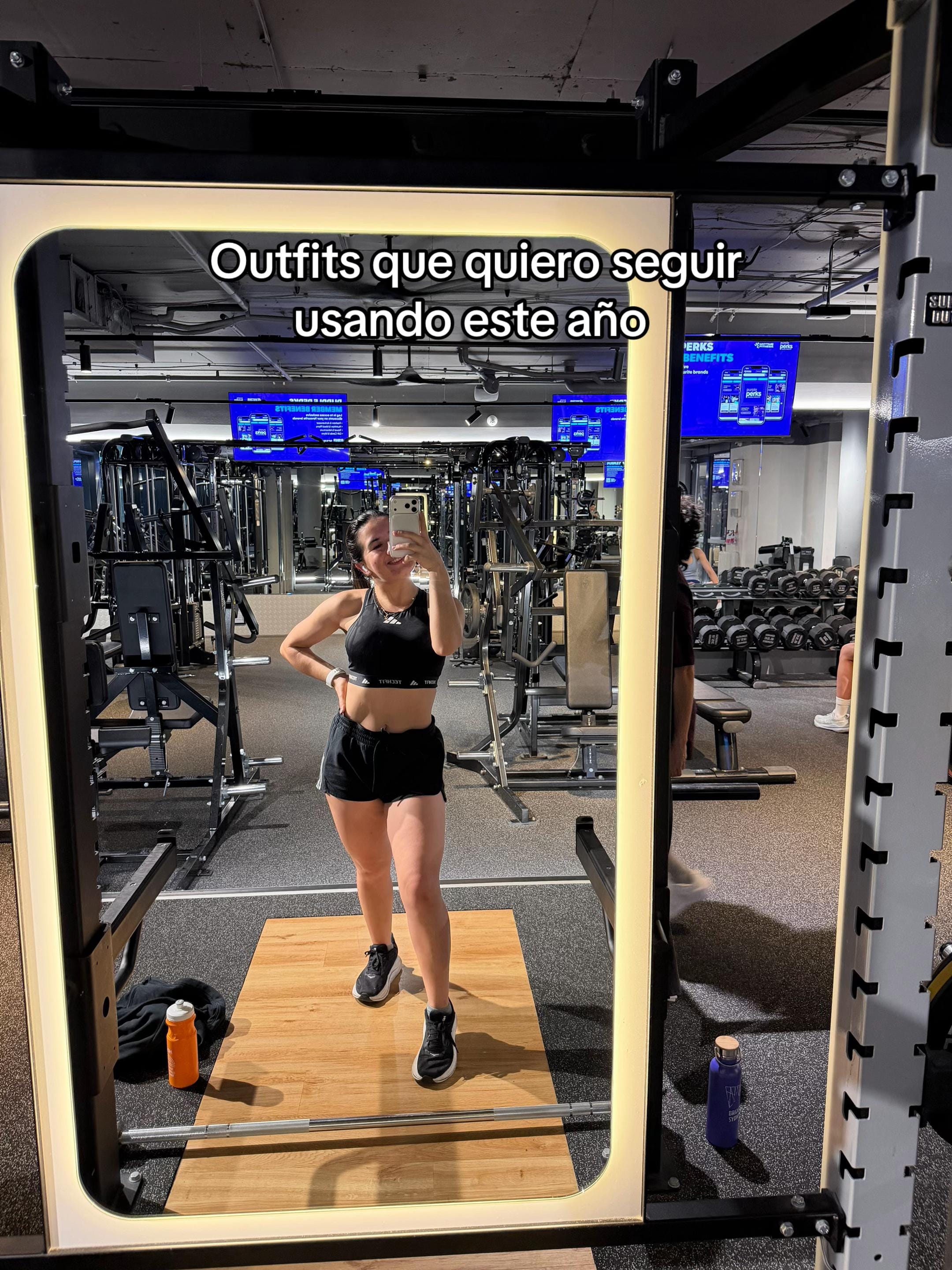 Post 3 by Daniela Ramirez on TikTok (video)