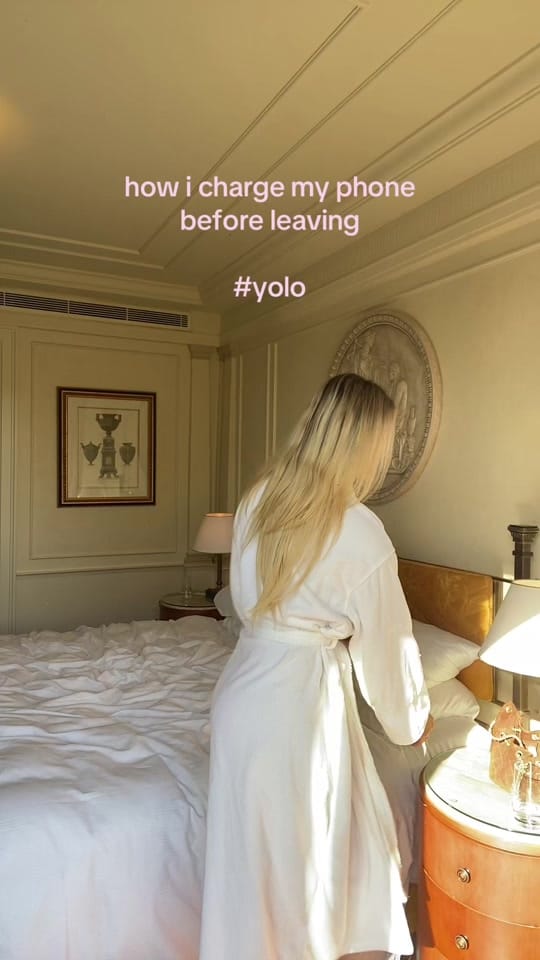 Post 1 by bella drag on TikTok (video)