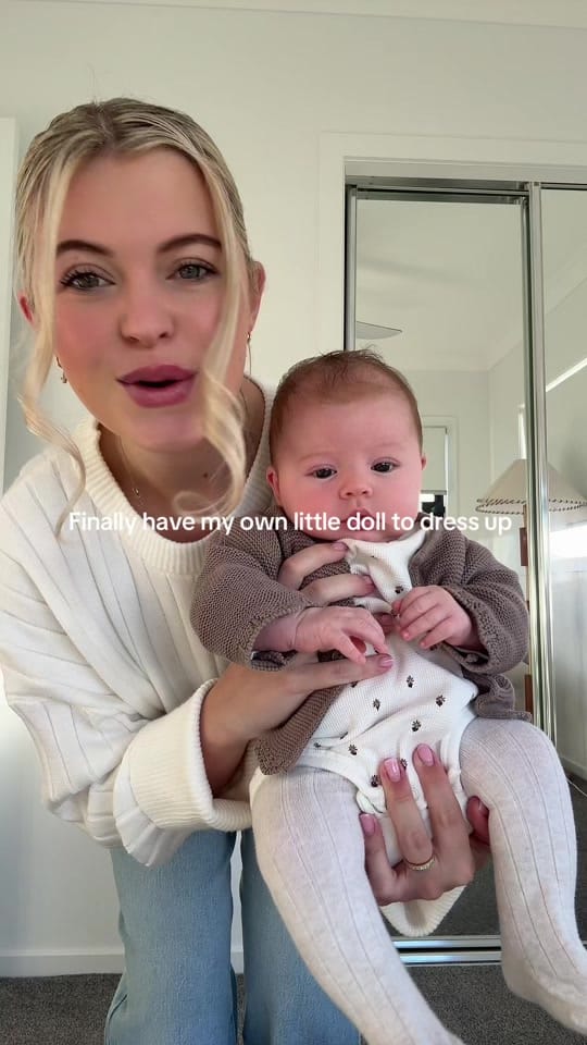 Post 3 by Lauren Clarkson on TikTok (video)