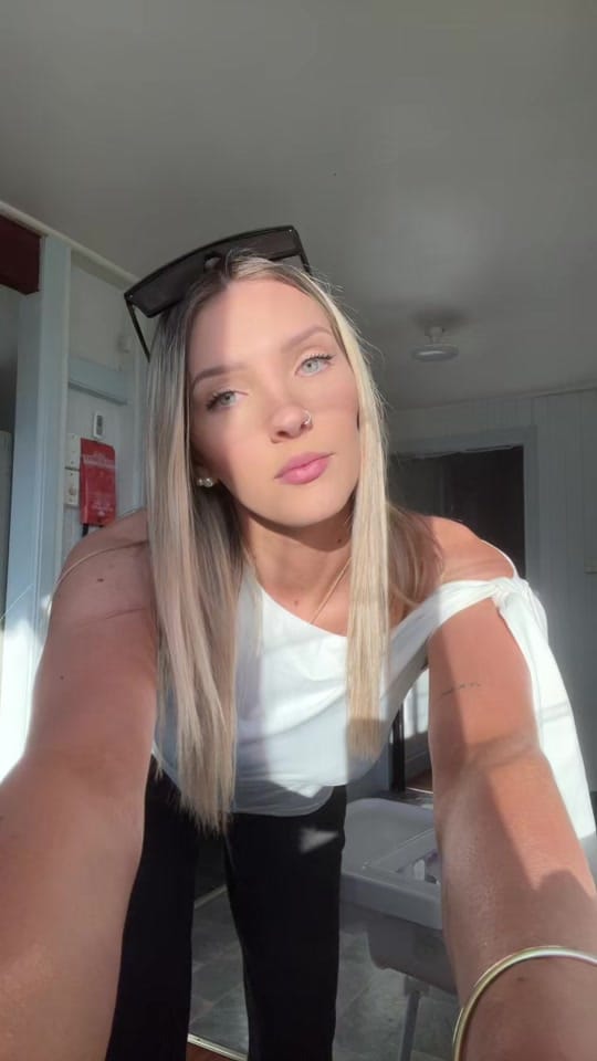 Post 4 by Ellie Parish on TikTok (video)