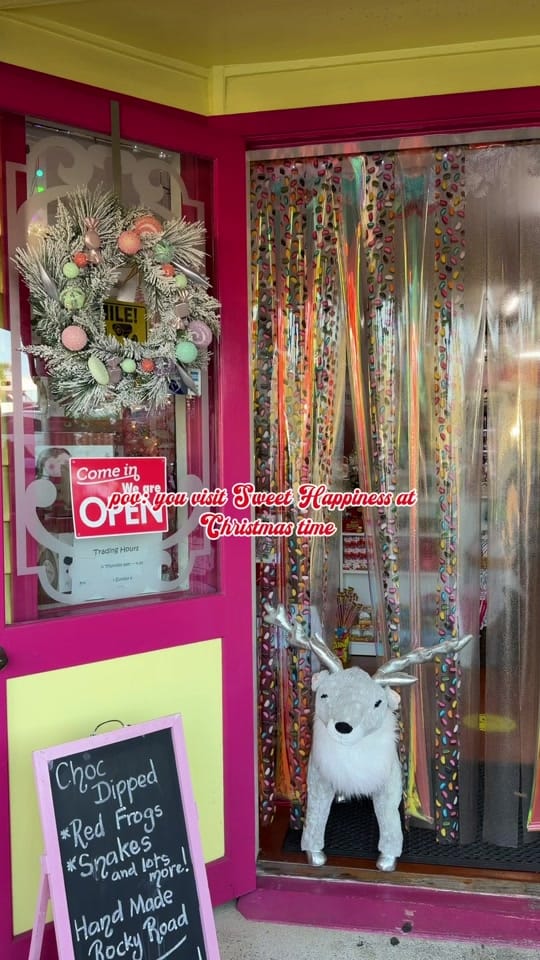 Post 3 by Sweet Happiness on TikTok (video)