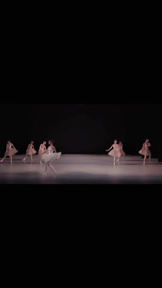 Post 2 by Ballet 🩰🤍 on TikTok (video)