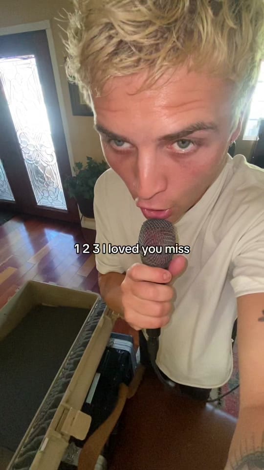 Post 10 by Selfish Sons on TikTok (video)