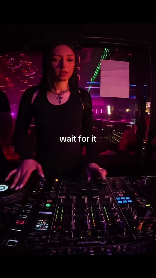 Post 10 by Crystal Cartier on TikTok (video)
