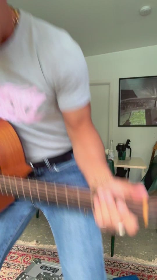 Post 6 by René Le Feuvre on TikTok (video)