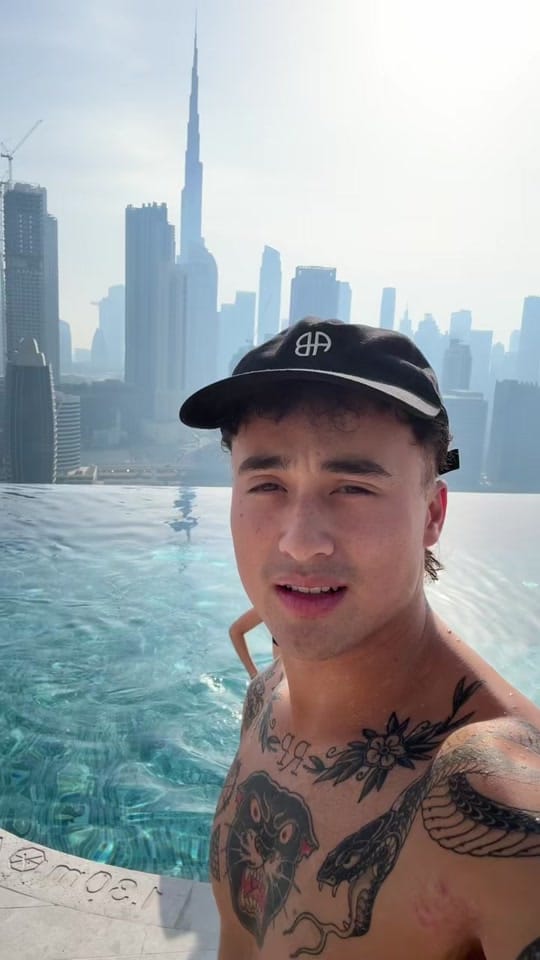 Post 4 by Winston Sky on TikTok (video)