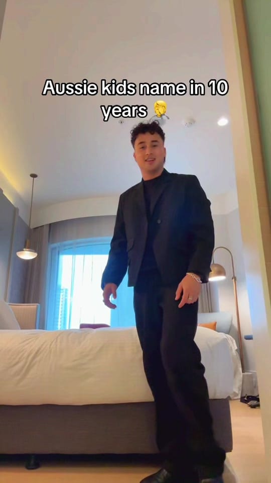 Post 8 by Winston Sky on TikTok (video)