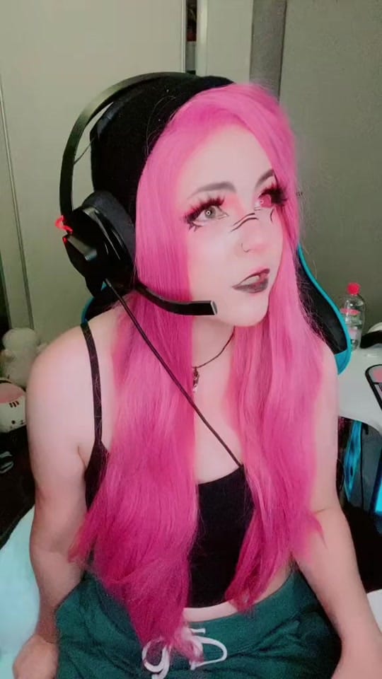 Post 3 by crispminxie on TikTok (video)