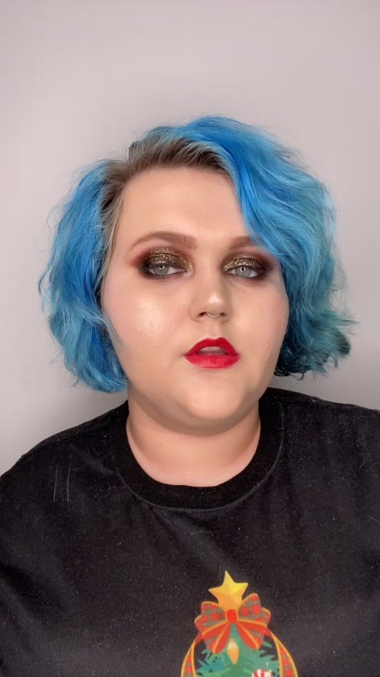 Post 1 by Momichichan on TikTok (video)