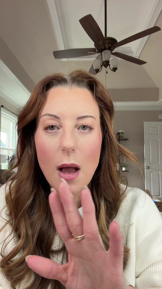 Post 2 by aussie.amber.tennessee on TikTok (video)