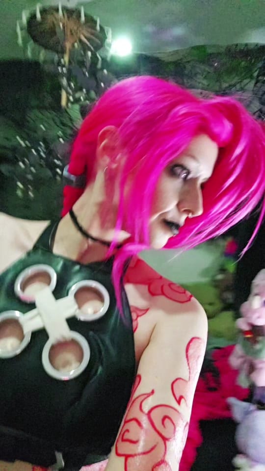 Post 1 by Dead Dolly on TikTok (video)