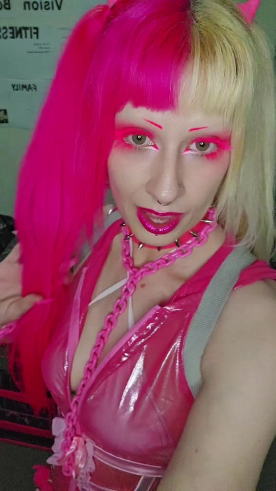 Post 7 by Dead Dolly on TikTok (video)