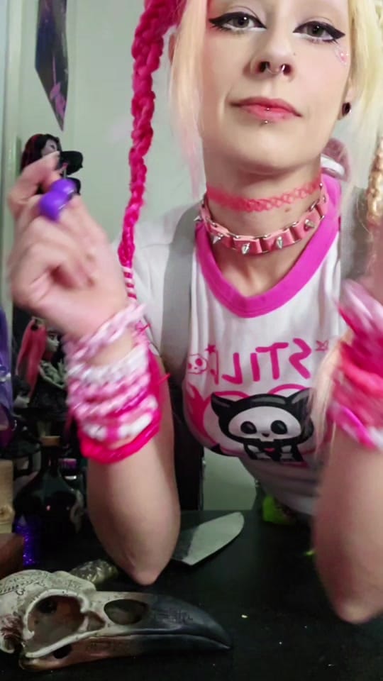 Post 6 by Dead Dolly on TikTok (video)