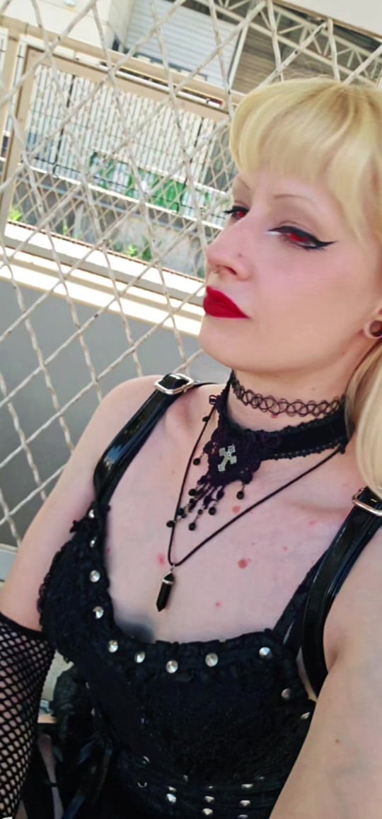 Post 2 by Dead Dolly on TikTok (video)