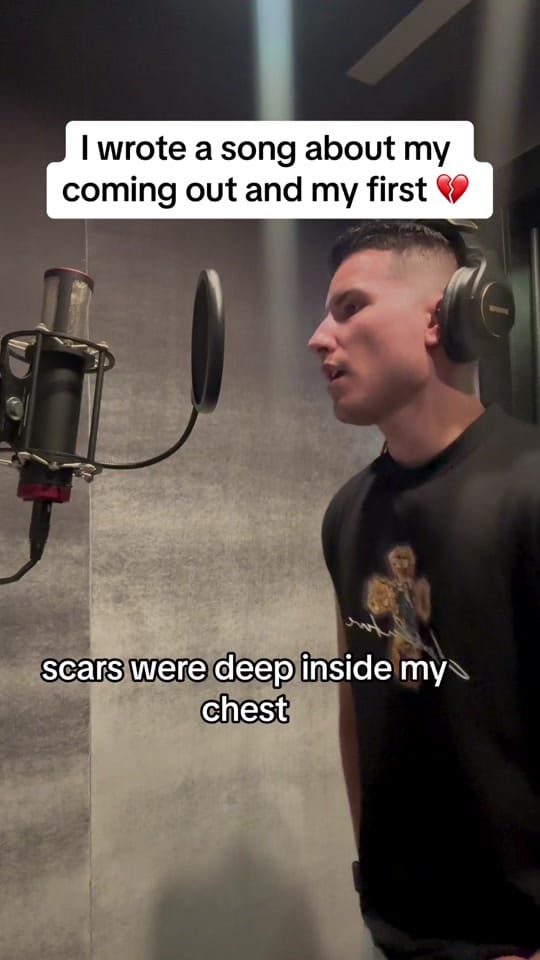 Post 10 by Anthony Lucas on TikTok (video)