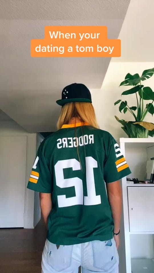 Post 10 by Jade Albany on TikTok (video)