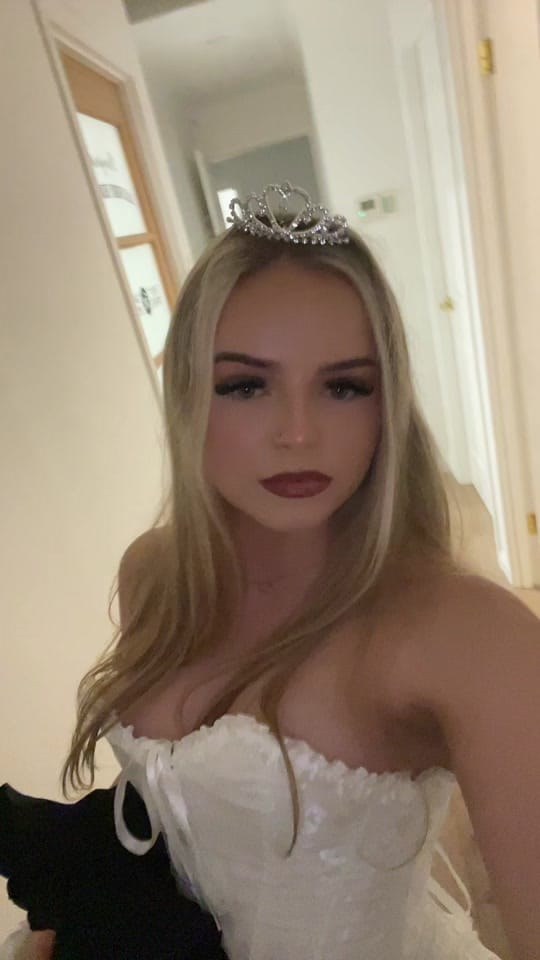 Post 5 by Liberty 🎀 on TikTok (video)