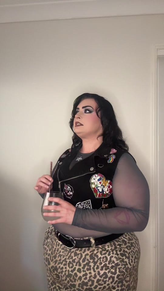 Post 4 by ꪑⅈ𝕜𝕜ⅈ ꪑꪮꪊડꫀ 🇦🇺 on TikTok (video)