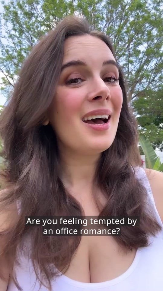 Post 5 by Evelyn Sharma on TikTok (video)