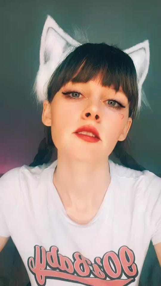 Post 4 by Sydney Harwin 👑 on TikTok (video)