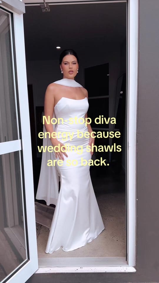 Post 2 by Grace Loves Lace on TikTok (video)