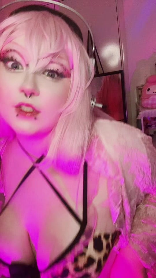Post 4 by ﹡ babs *✩ 🐌 on TikTok (video)