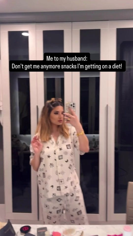 Post 2 by Ella on TikTok (video)