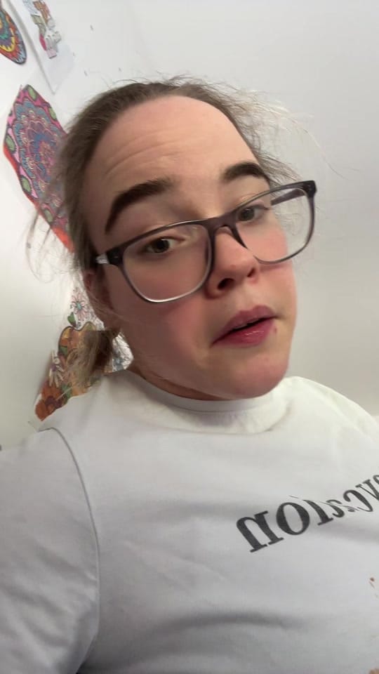 Post 6 by Queen bee🦋 on TikTok (video)