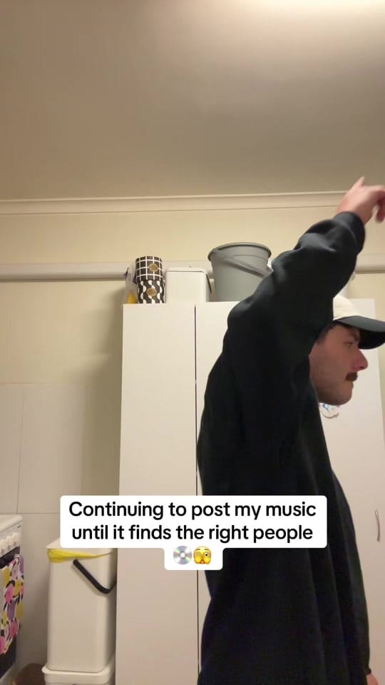 Post 10 by Lucaswalters on TikTok (video)