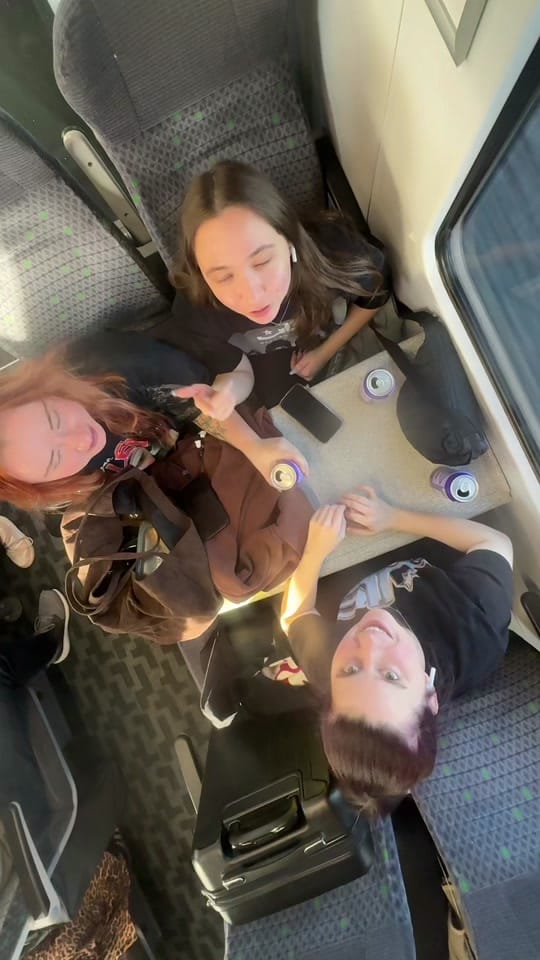 Post 4 by laurensydney___ on TikTok (video)