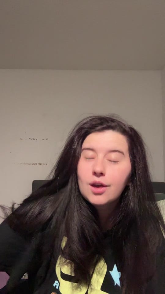 Post 2 by laurensydney___ on TikTok (video)