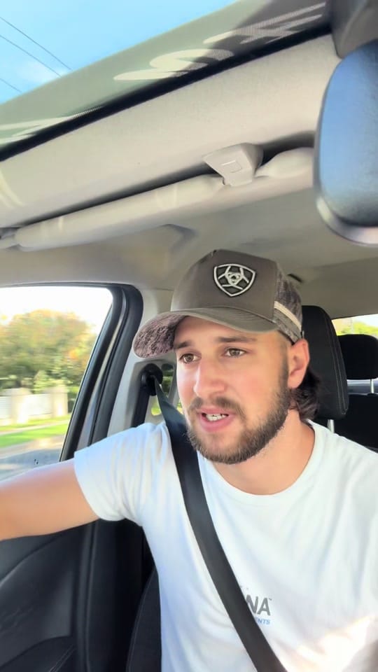 Post 4 by Vince Phillips on TikTok (video)