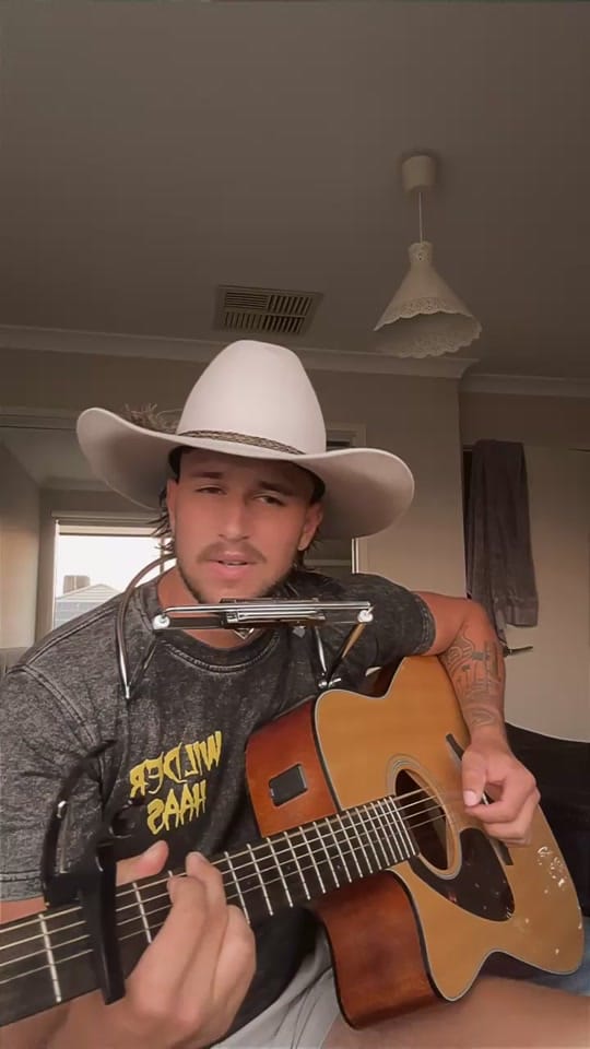 Post 9 by Vince Phillips on TikTok (video)