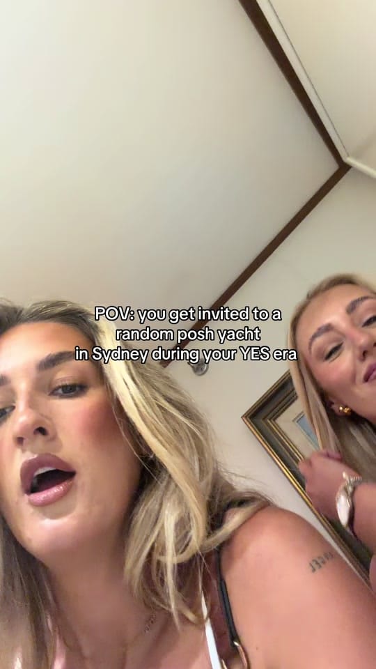 Post 4 by Rebecca Sambrook | 🇬🇧✈️🇦🇺 on TikTok (video)