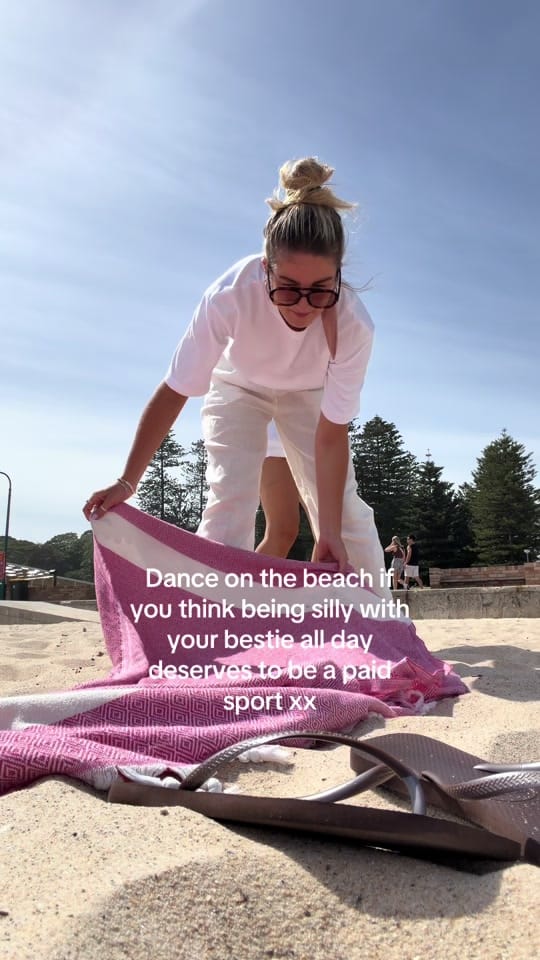 Post 10 by Rebecca Sambrook | 🇬🇧✈️🇦🇺 on TikTok (video)