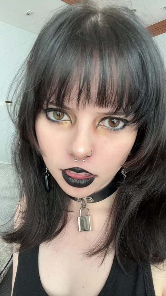 Post 4 by 𓁿𓂏𓁿April𓅃𓂻𓃠 on TikTok (video)