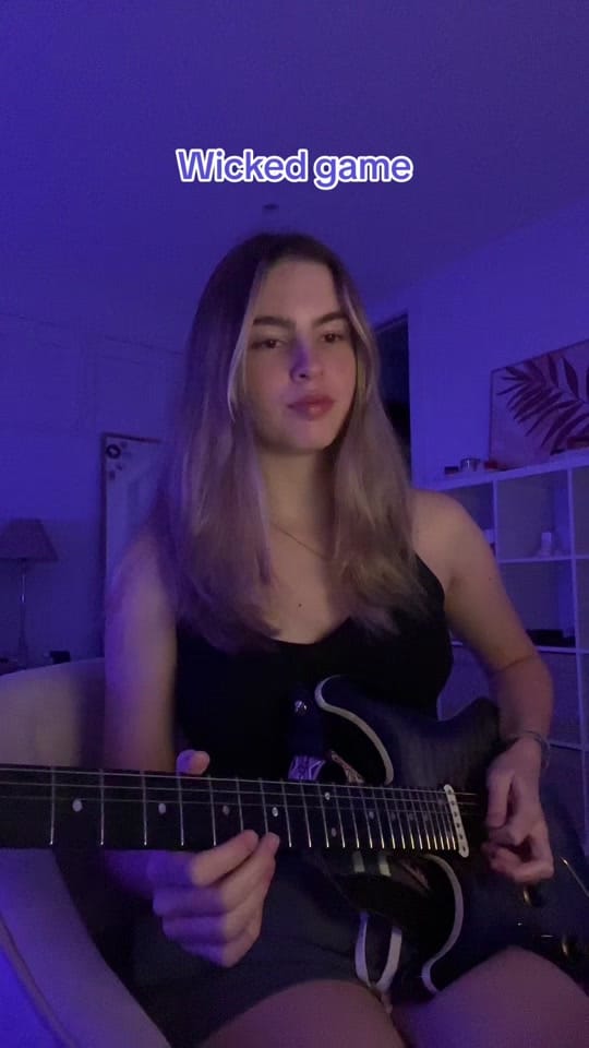 Post 10 by Zoe 🎸 on TikTok (video)