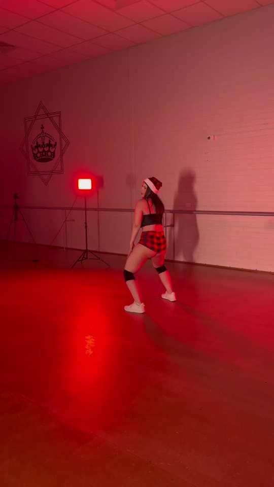 Post 8 by chloe on TikTok (video)