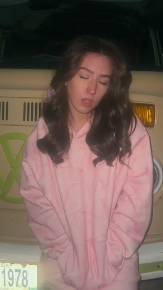 Post 3 by Sydney on TikTok (video)