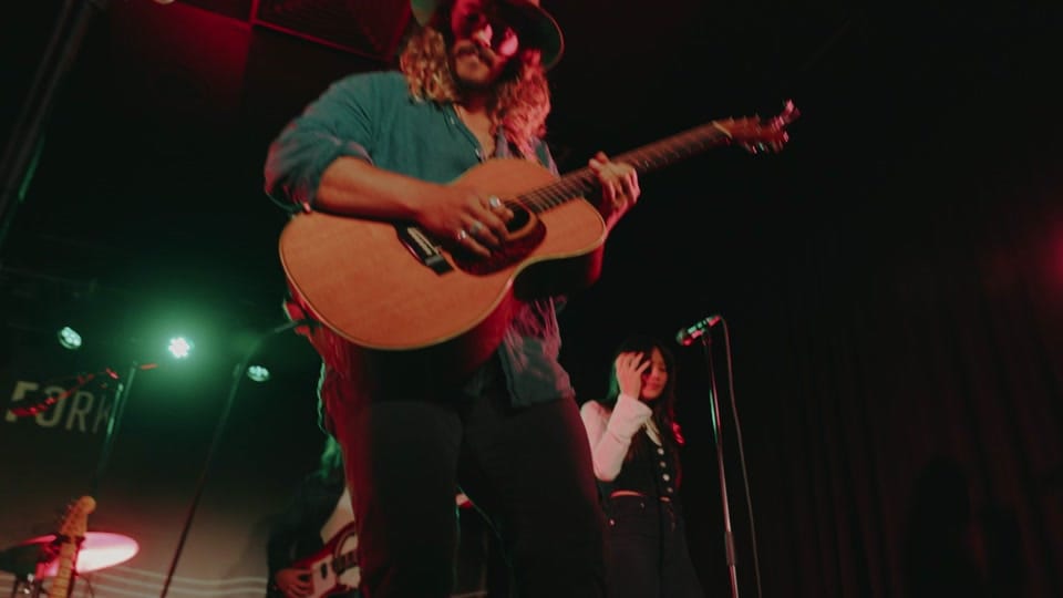 Post 3 by Brenton Thwaites on TikTok (video)