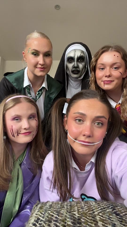 Post 2 by Luuuuuccccyyyyy on TikTok (video)