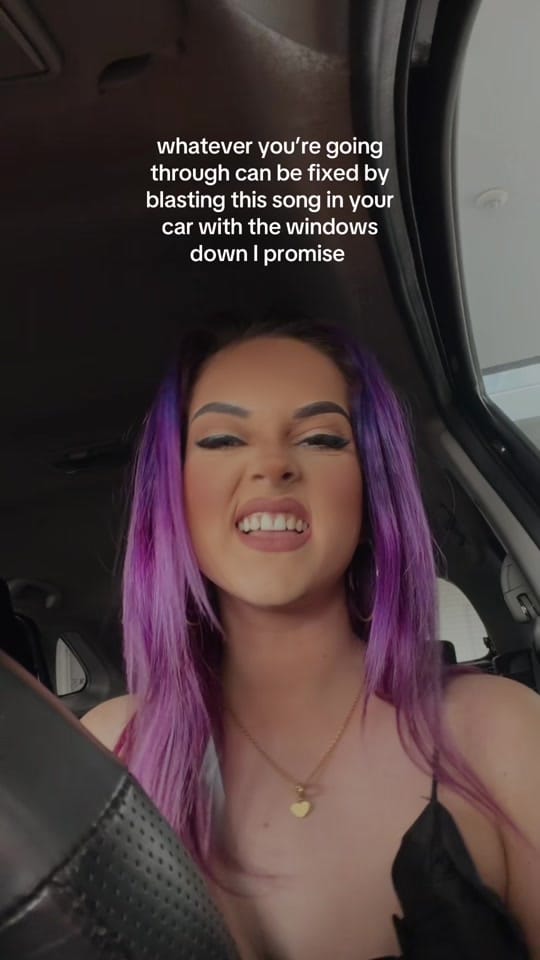 Post 5 by Claudia Tripp on TikTok (video)