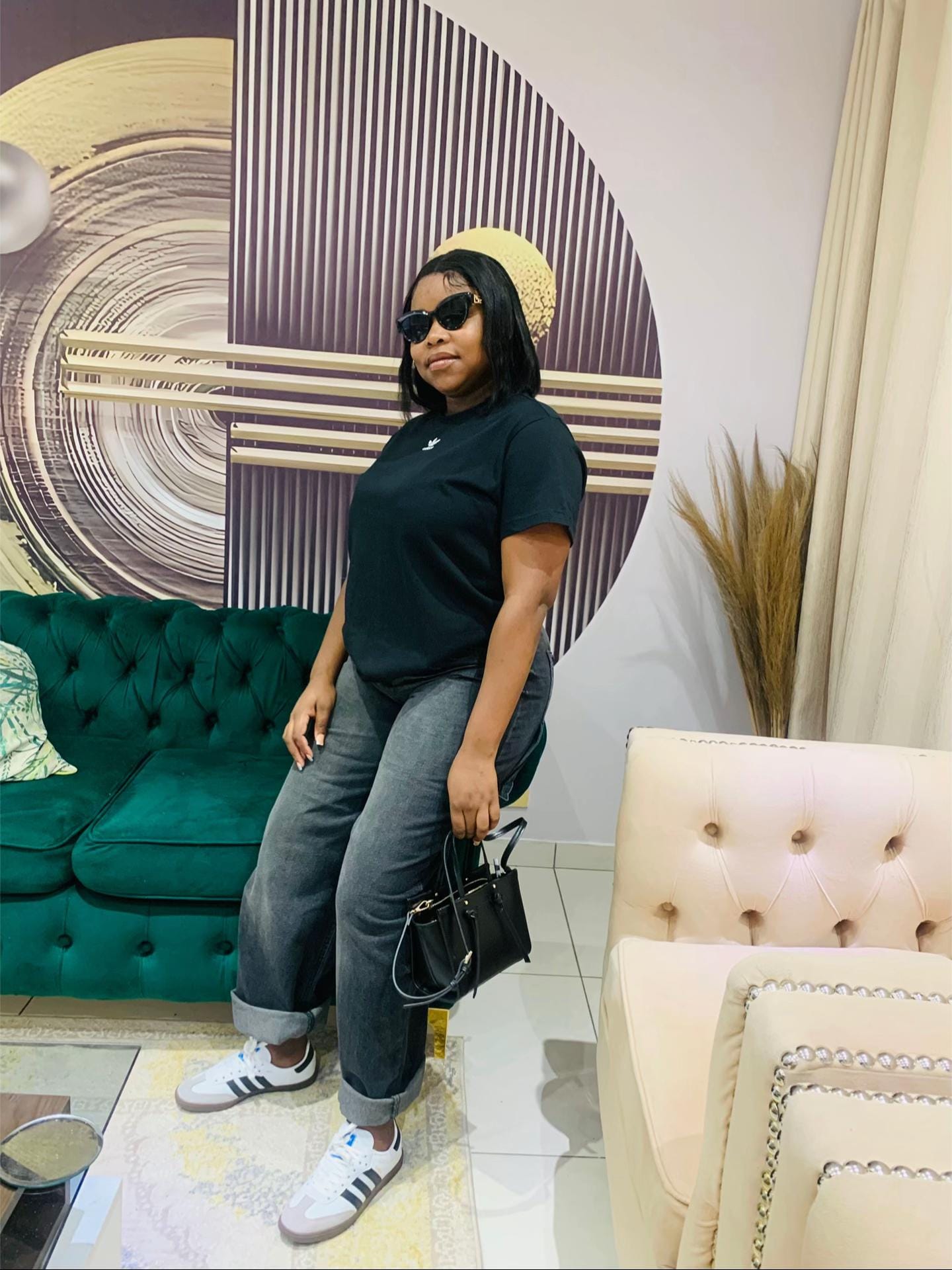 Post 10 by Mandisa HlatshwaYo on TikTok (video)