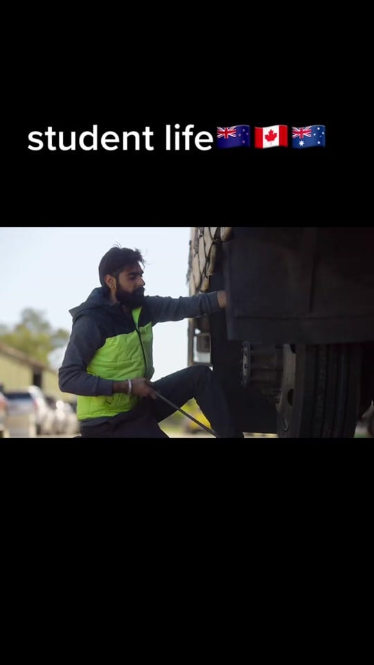 Post 4 by Anku moge aala 🎤✍️ on TikTok (video)