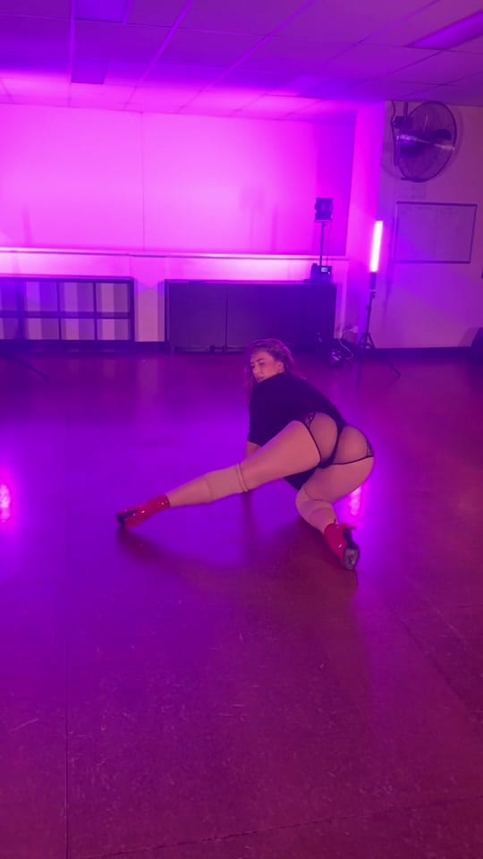 Post 5 by Sensuelle on TikTok (video)