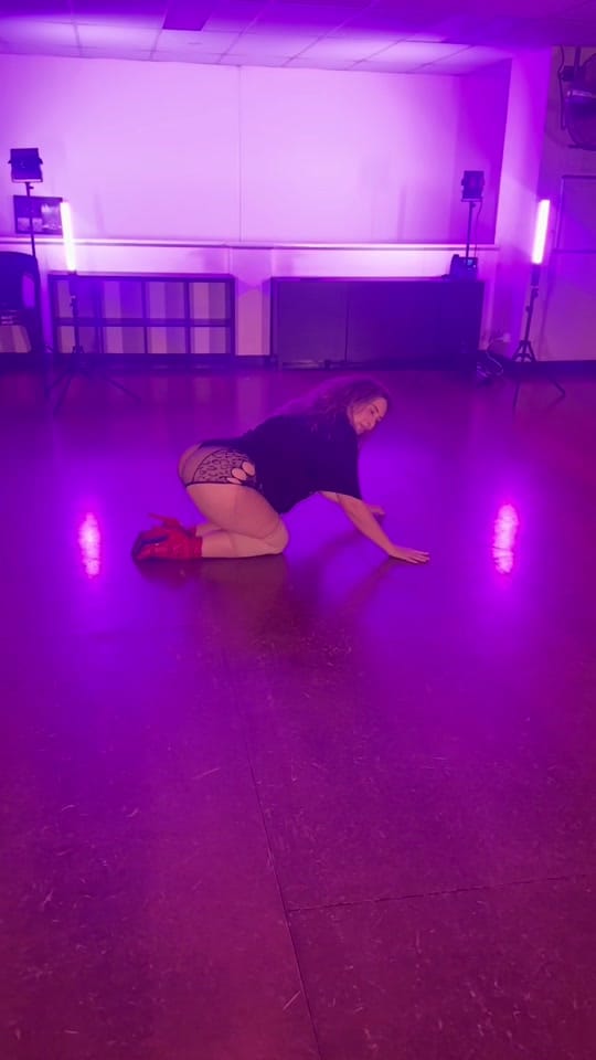 Post 7 by Sensuelle on TikTok (video)