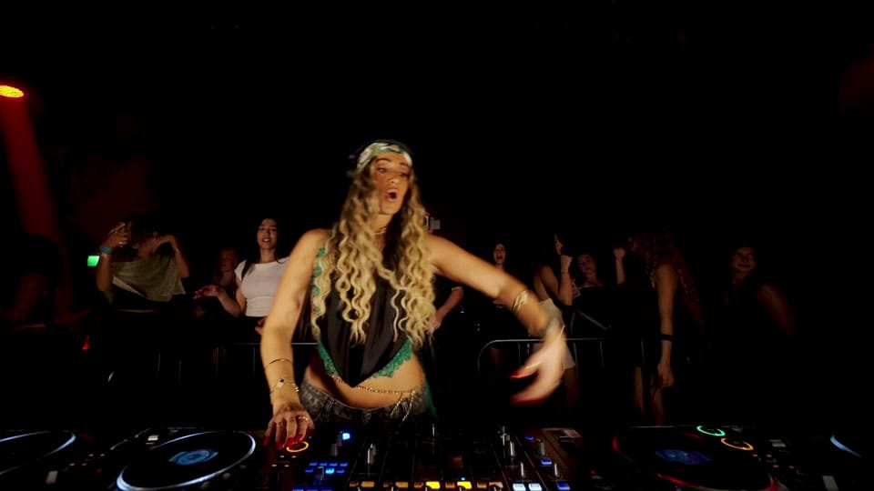 Post 9 by itsdjgigi on TikTok (video)