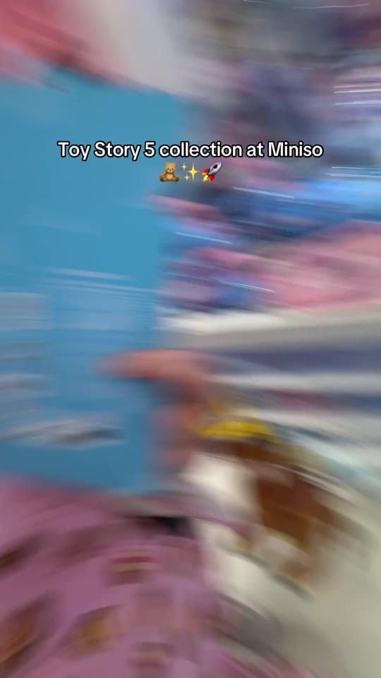 Post 5 by lizzie.mouse on TikTok (video)